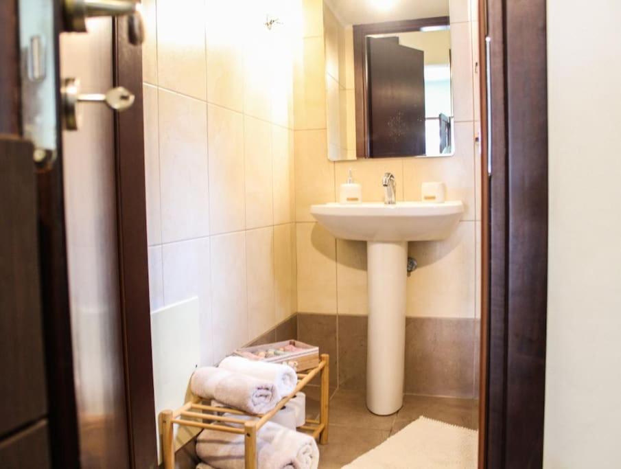 Afroditi'S Guest House Ираклион Экстерьер фото